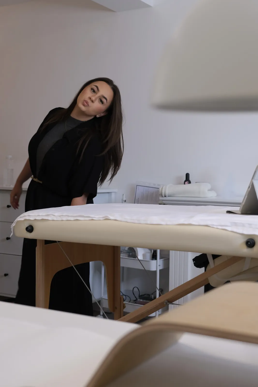 Adna Hadžalić, ustanoviteljica salona Adna Cosmetics na Vrhniki
